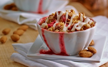 croustillantauxamandesalarhubarbeetauxfraisesaveccremealamande